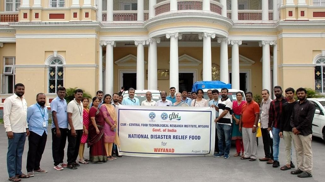 <div class="paragraphs"><p>Dr Sridevi Annapurna Singh, Director of CSIR-CFTRI, Mysuru and their staff while sending&nbsp;food products to the relief camps of Wayanad.&nbsp;</p></div>